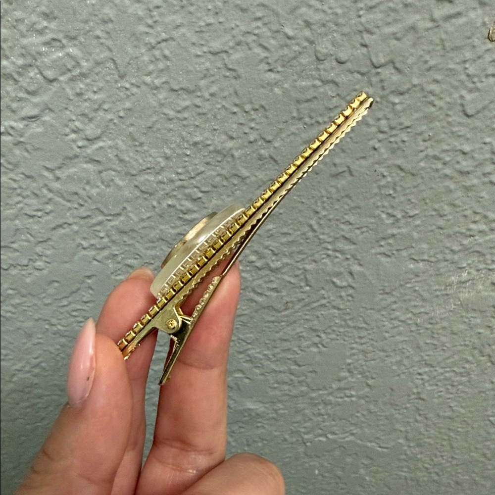 Hair clip - Picture 2 of 3